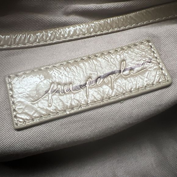 Free People Aurora Taupe Patent Leather Shoulder Baguette Bag Boho Y2K - Picture 13 of 14